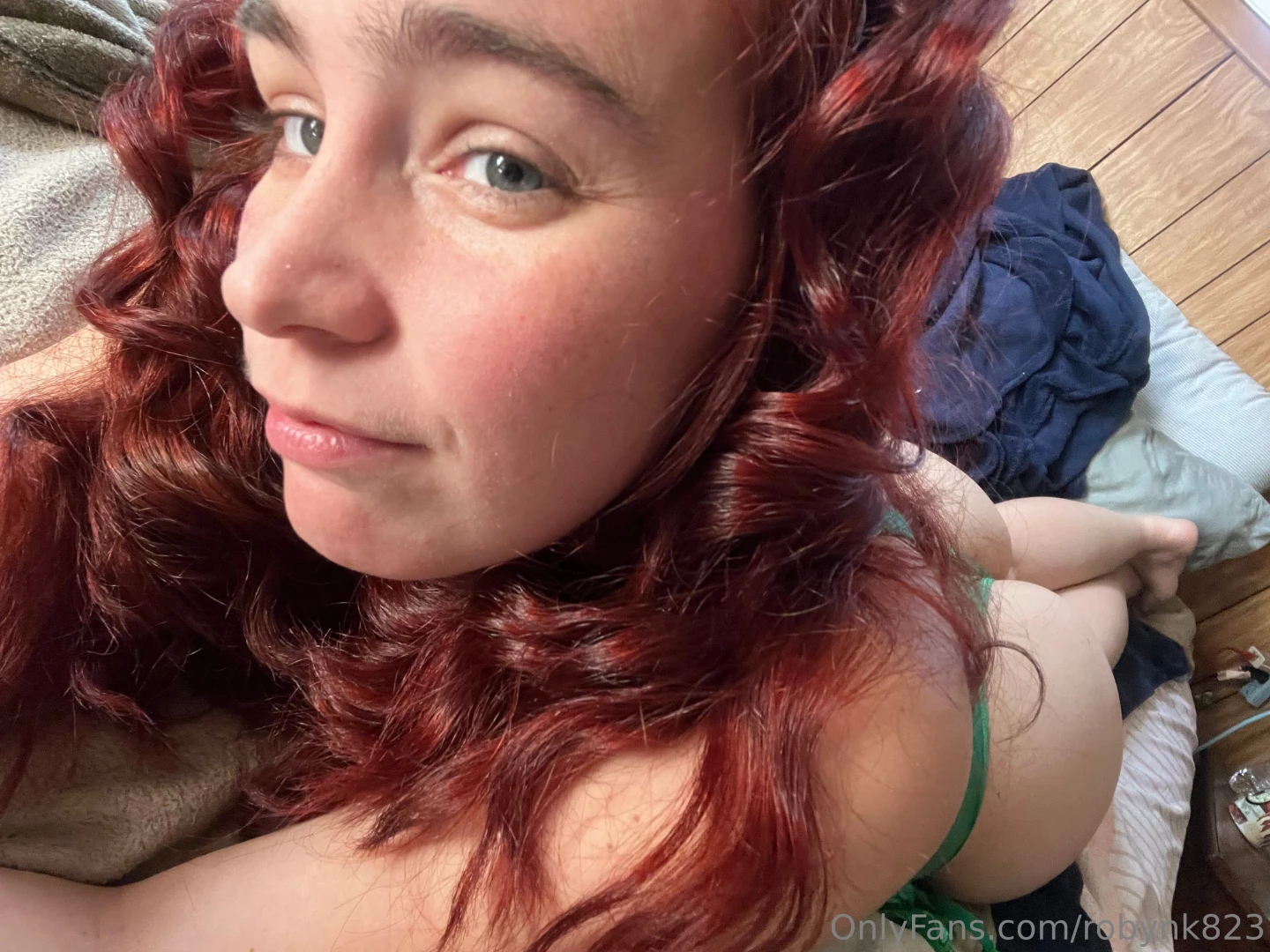 More pics in the green outfit this green with the red hair as always part 2 