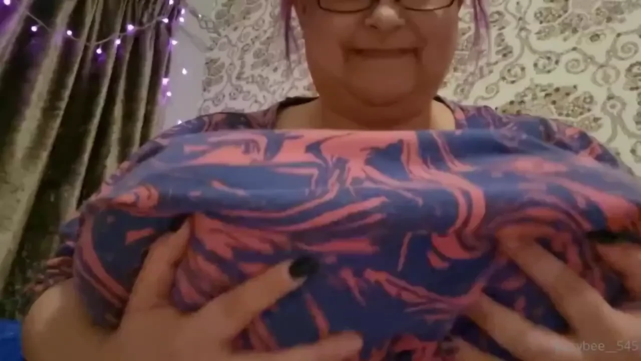 3 more minutes of huge fat tits 