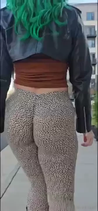 Taking a little walk around the neighborhood while you follow very 