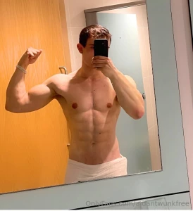 Want to see what happens when i get horned up after rowing practice