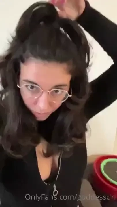 Be honest don t i look really cute when i destroy you 