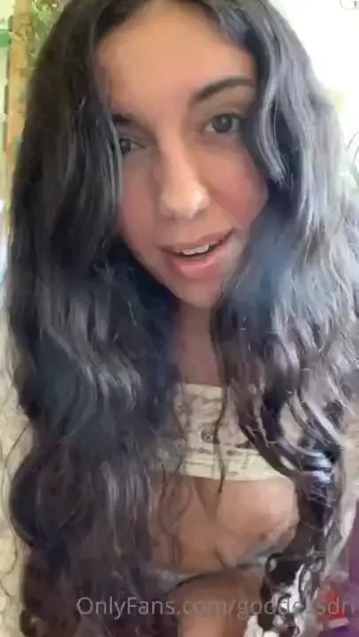 It s a beautiful day to fall in love with me 