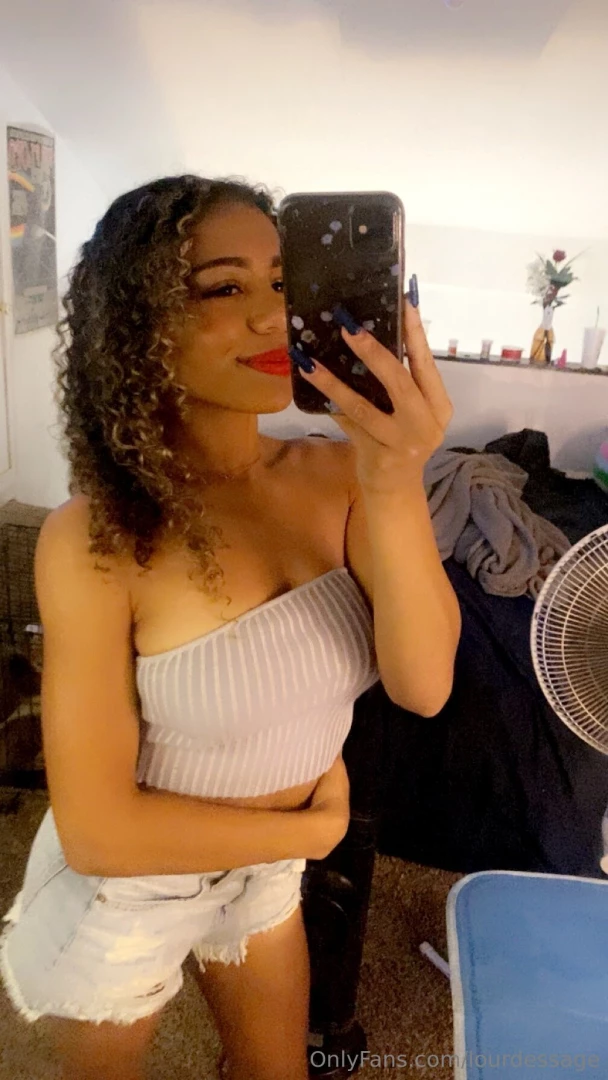 No ppv 50 customs 25 sexting includes voice messages i respond to 