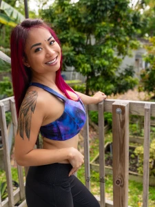 Workout outfit on my deck - photoshoot this is the 1st photoshoot i