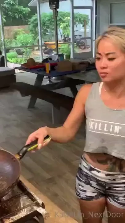 I can handle a dick and wok just as good 