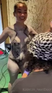 It s the weekend i m gonna be posting a ton of airbrushing videos