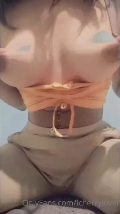 Peque o video sin censura de mis ricas tetas te gustan 