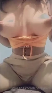 Peque o video sin censura de mis ricas tetas te gustan