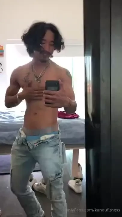 Live stream tonight on thtoneazn at 9pm pst make sure you come and 