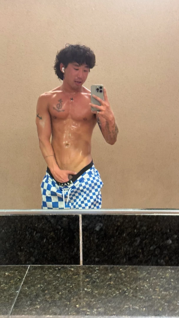 Gym got me all wet and ready yesterday now it s time for a massage and part 4 