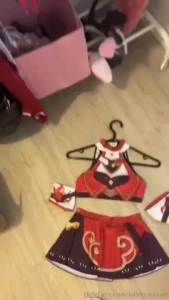 Pls dm me and tell me what this is lol