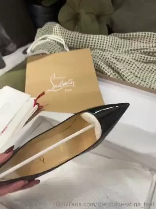 Every gorgeous goddess deserves a classic pair of louboutins what a 