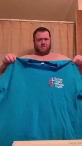 Been 20 years since i ve even tried on a medium shirt lol wowwww no