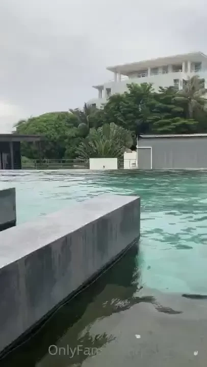 Thankfully my legs are still flexible enough to do this surprised i 