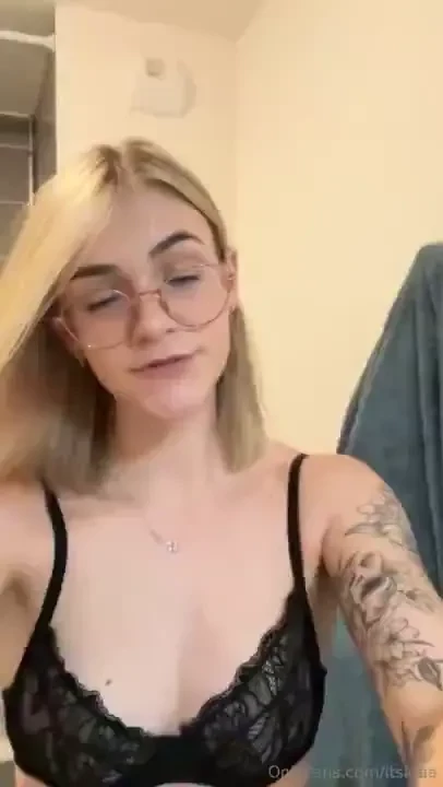 I m bored without you babe please comes and let s go to the bar i want 