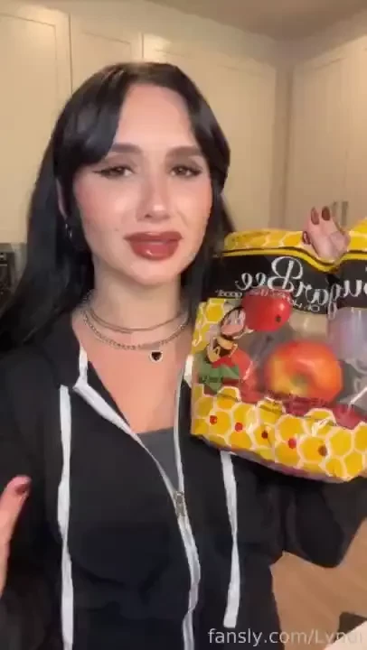 Fansly sees it first 