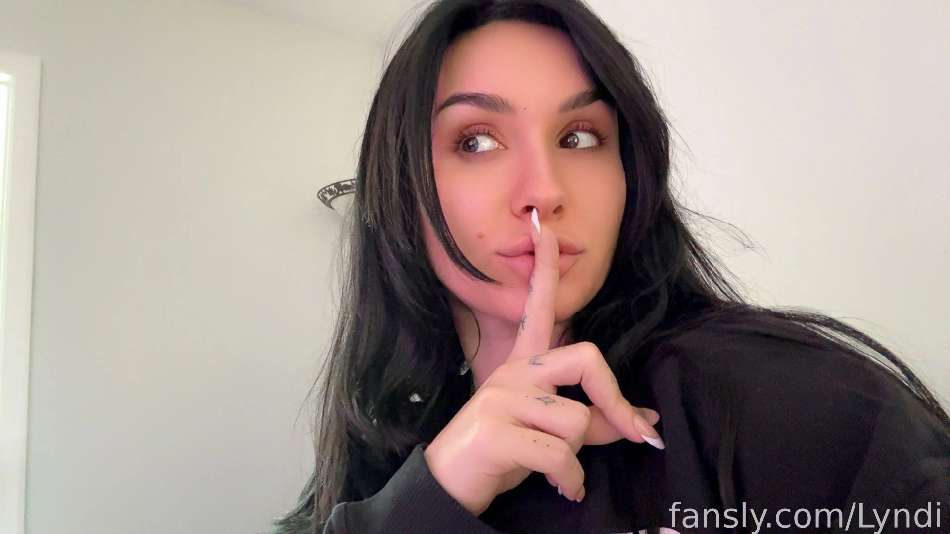 Huge stream tonight been filming and editing for days hours see you 