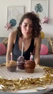 Birthday month celebration month and your tip has a gift bebe leave