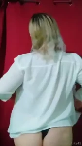 Comenzando a jugar tu y yo solitos un peque o baile y mis tetas para