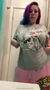 Little update showing off my new wrestling shirt i got last night and