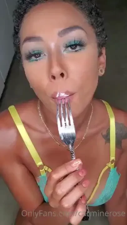 Feed it to me daddy new content coming tonight 