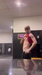 Early morning work out had me dripping for the pump
