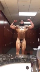 Quick flex after the steam room like 10 guys we re starting at me lol