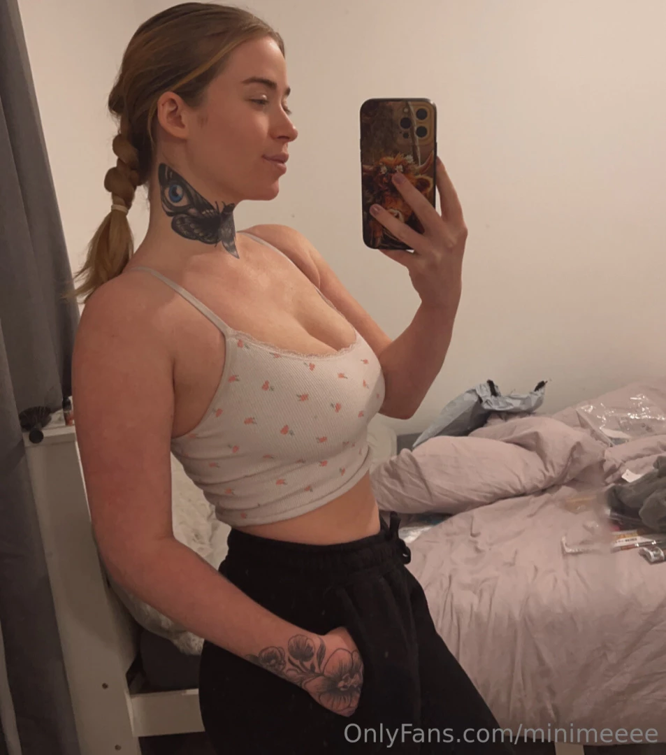 Considering selling panties and other things who s interested 