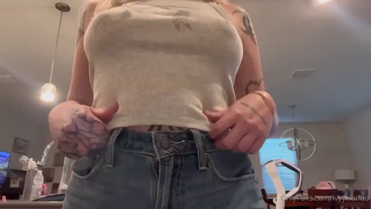 Come watch me cook u dinner i think i need a cute little apron to wear 