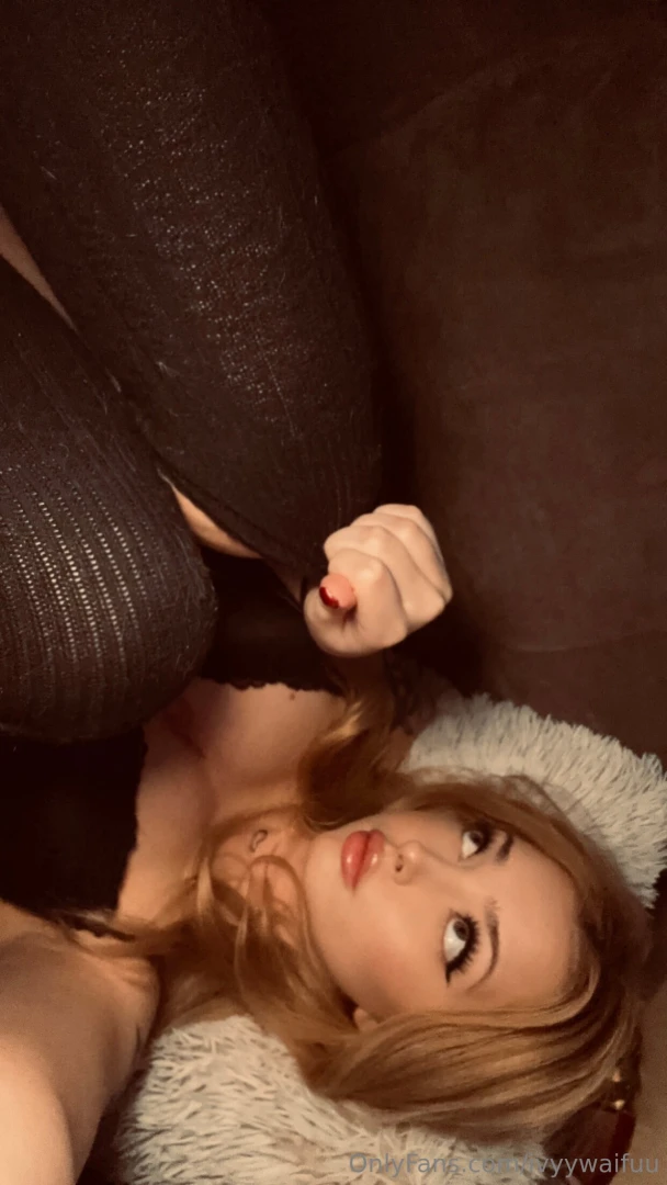 Come lie down with me i can t wait to feel your hands slowly slipping 