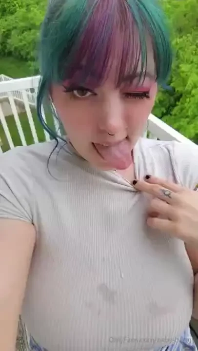 Not me being a bad girl amp flashing you outside 