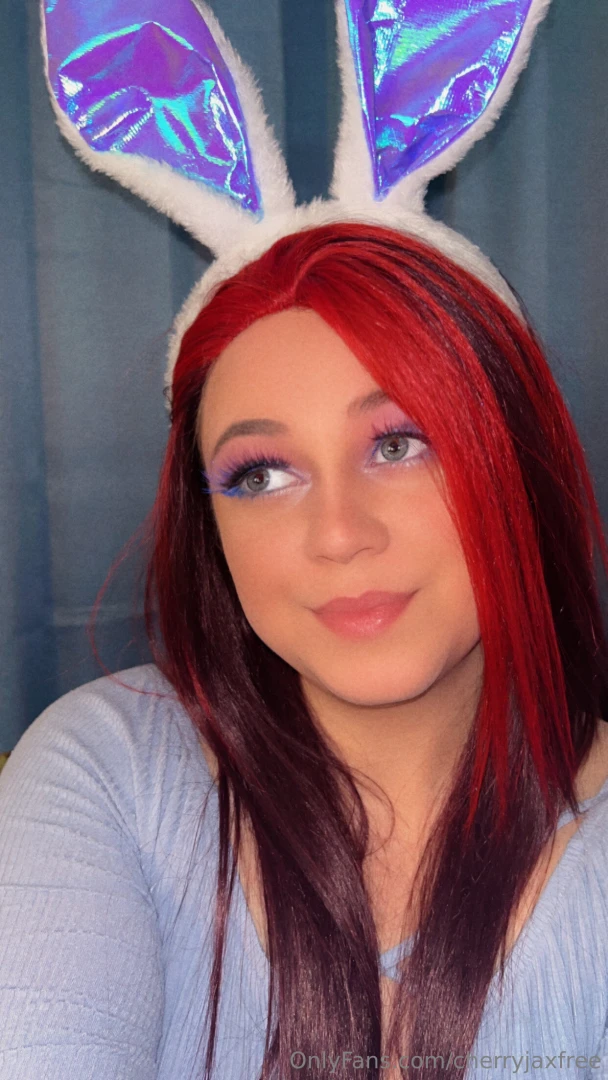 Just daydreaming about getting creampied again 