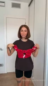Do you prefer me in my lingerie