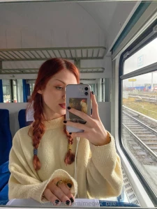 Heyyyyy i spent january in a complete digital detox rediscovering