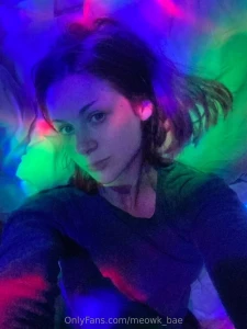 Touch my mind before my skin