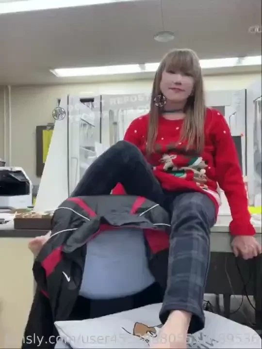 At work i took some of videos soooo quickly lol have been gotten too part 1 