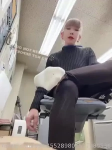 Day 2 aww i fell asleep again