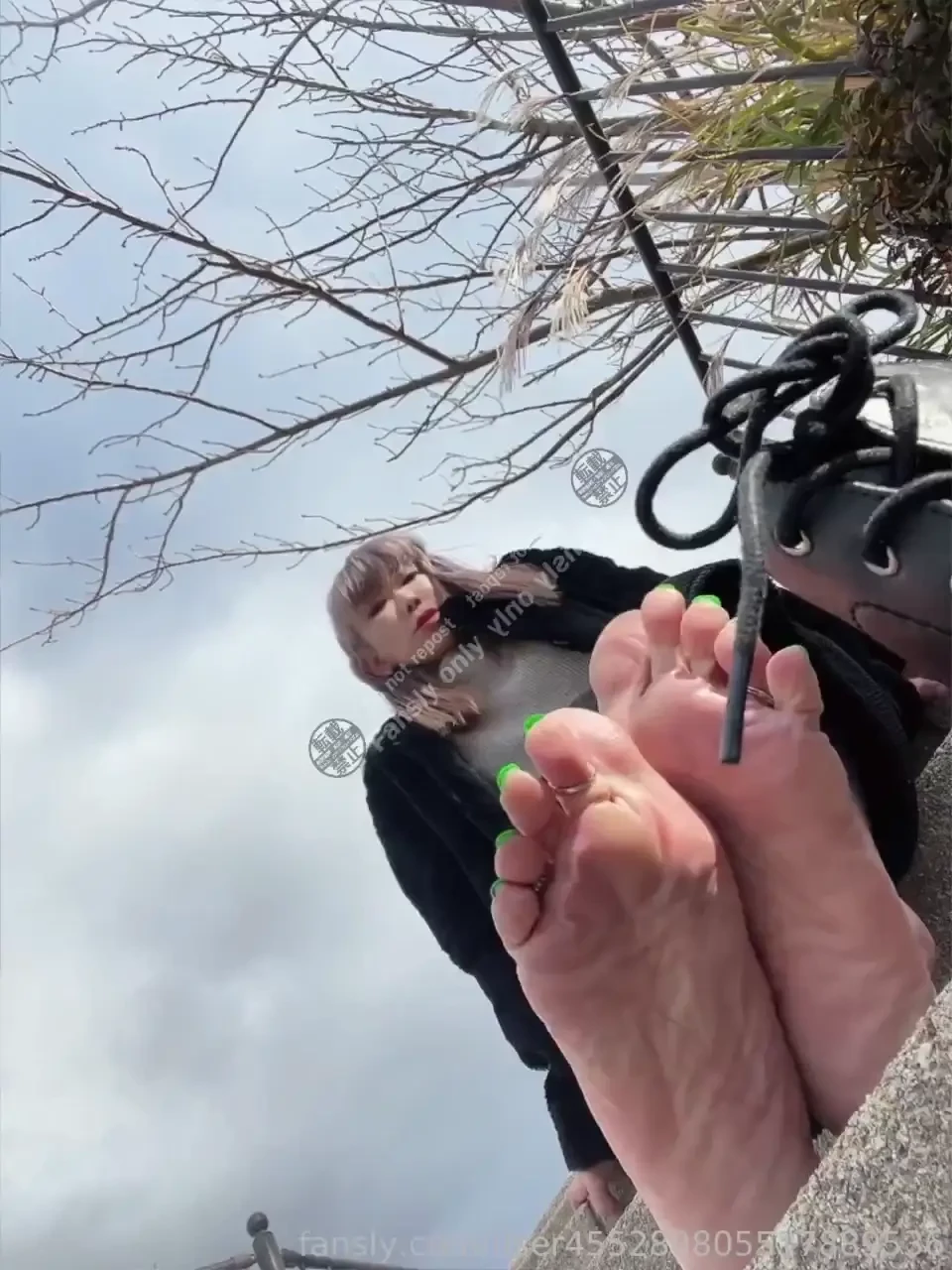 Sorry it was too cold so i couldn t stay there for long part 1 