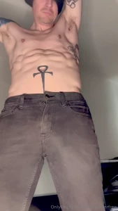 I quit my job today all the uncensored content on my vip https