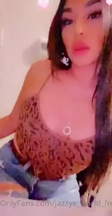 Subscribe to jazzys_world_xxx if u want to see my peach 