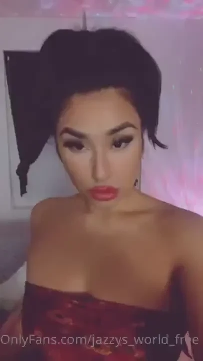 Es una demonia jazzys_world_xxx 