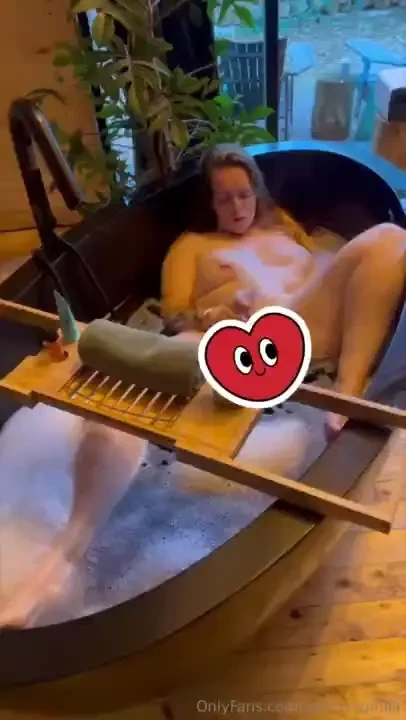 The warm water made me so relaxed and horny wish you where here with 