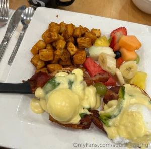 Went on a little vacation this weekend look at how much food i ate do part 5