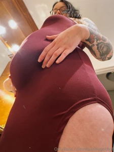 Look at how round and huge my tummy looks in this tight dress part 1