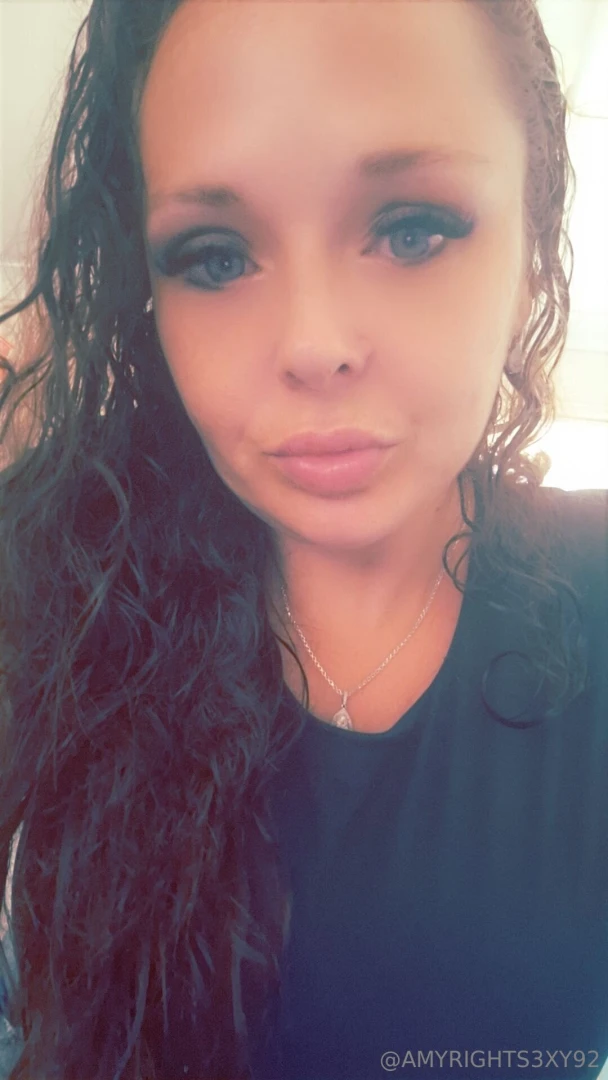 Wanna see me use my fuck machine 