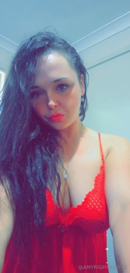 Want to see me be naughty babe 