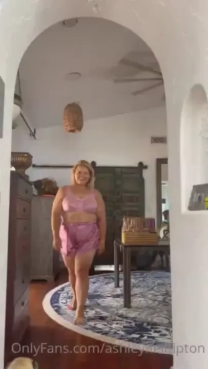 A little outtake from a project i ve been working on who wants to see 