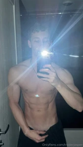 Bet you wish you coulda been in the shower with me
