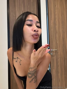 Sending you a kiss in the air did you catch it