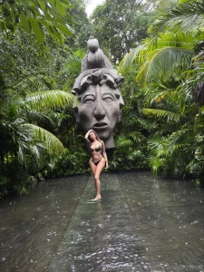 Consider this your reminder that i m only one message away